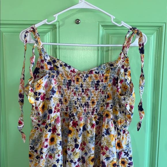 Old Navy Floral Dress - Women’s size Large - Picture 5 of 5